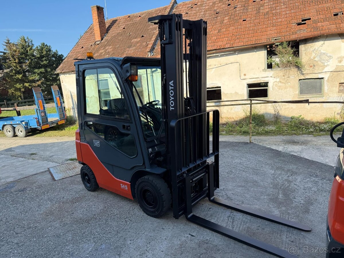 Vysokozdvižný vozík Toyota 15