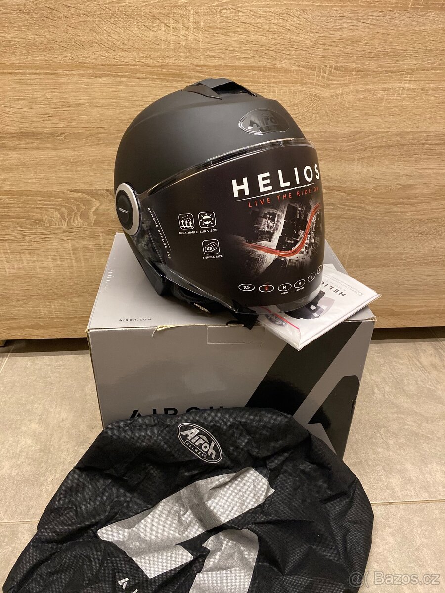 Otevřená helma na motorku AIROH Helios, vel. S
