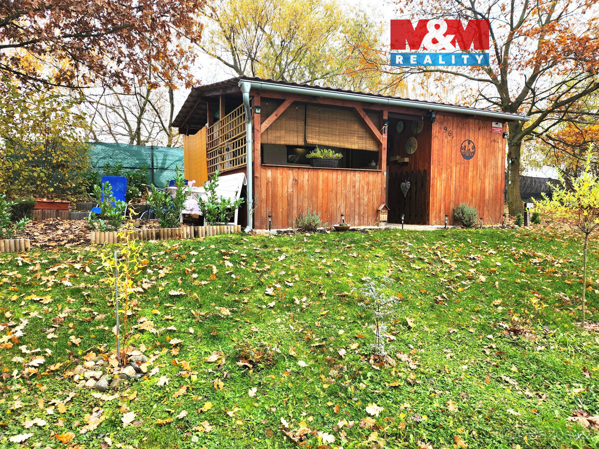 Prodej, karavan s dřevěnou přístavbou, Hradec u Kadaně