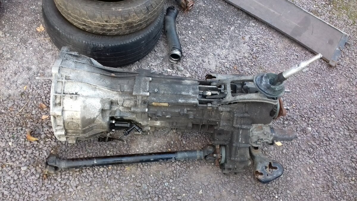 BMW X3 E83 2.0d 130kW N47D20A Xdrive převodovka rozvodovka