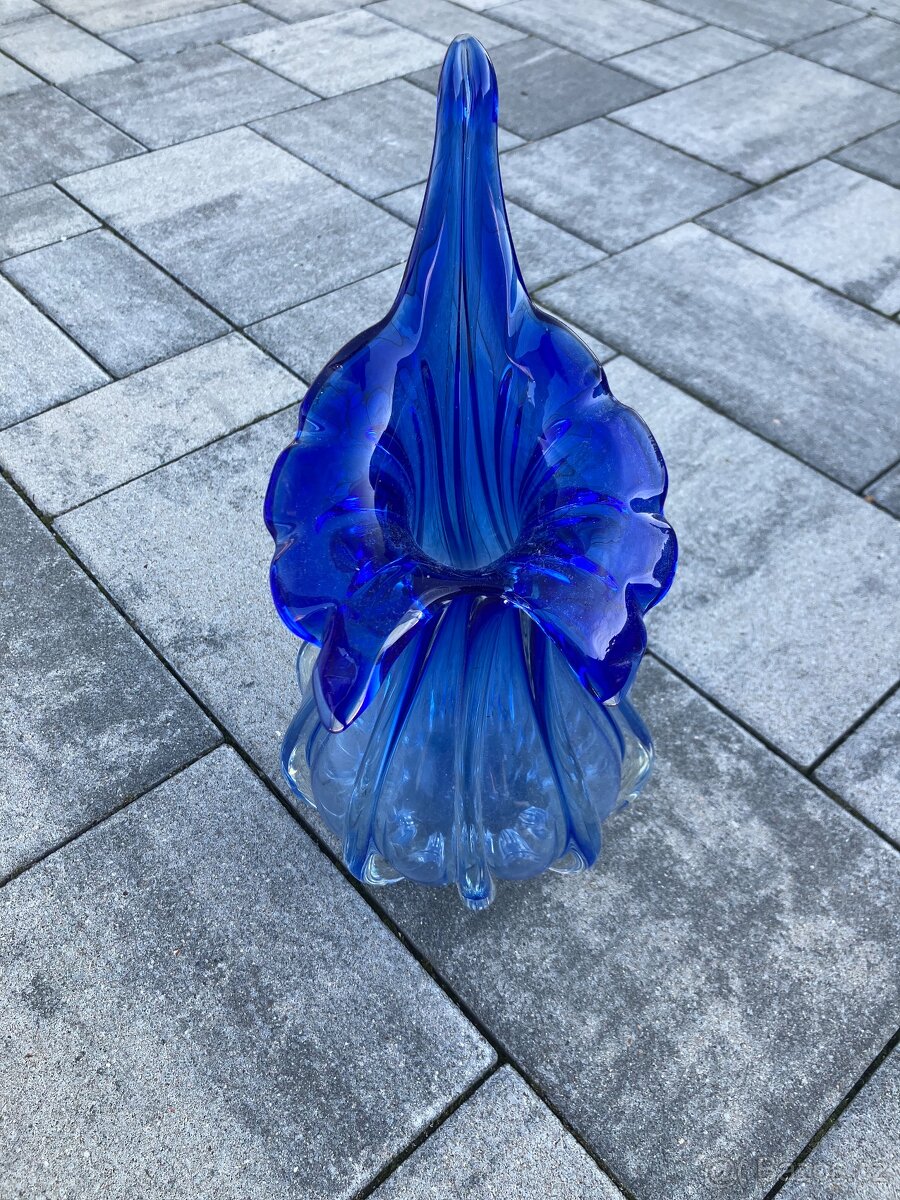 Modrá váza - české sklo