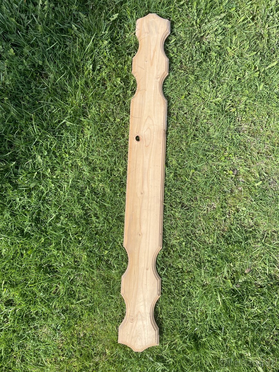 Ozdobné dřevo 16ks