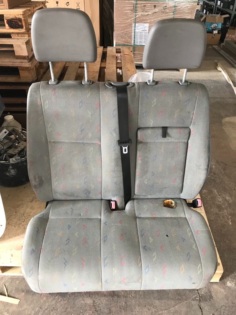 VW Crafter 2006 - dvojsedadlo
