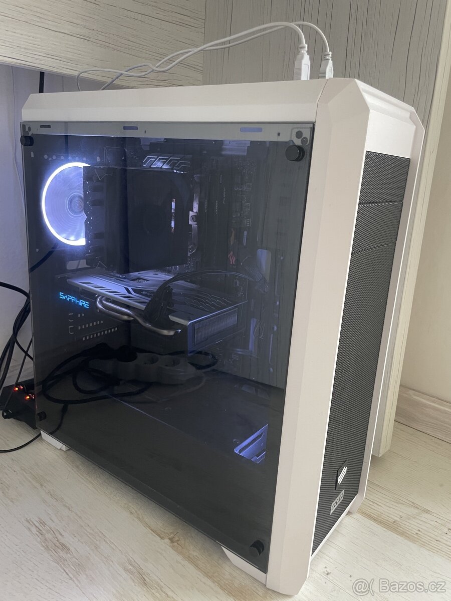 Výkonný PC na hry i práci - Ryzen 5 3600, RX 580, 32 GB RAM