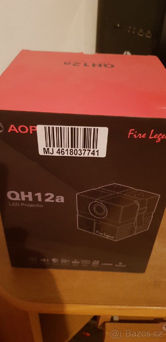 Projektor Acer Qh12A