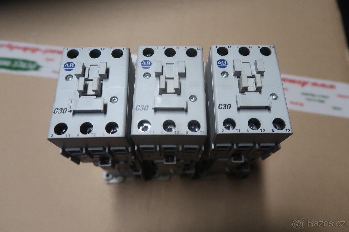 Stykač allen-bradley c30