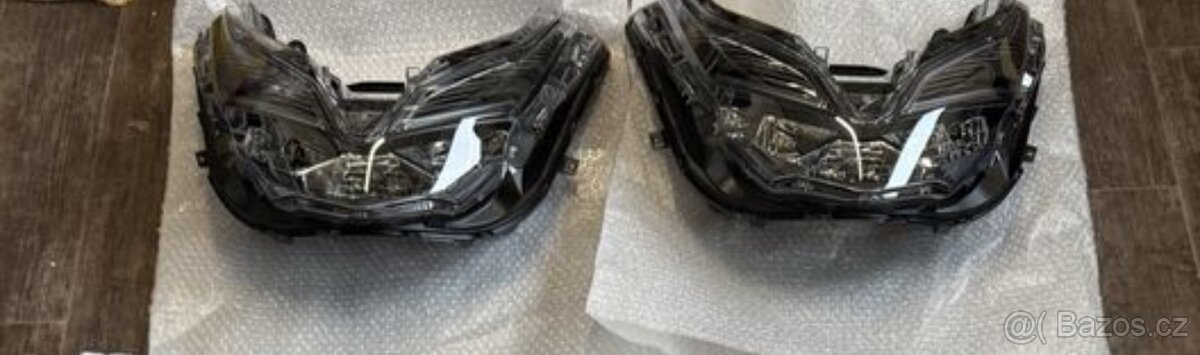 Svetlo lampa Honda forza 125/300 rok 18-20