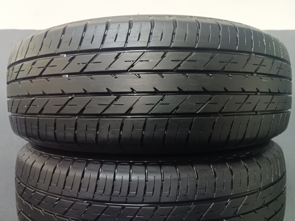 215/65 R16 TOYO (1009)