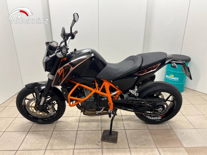 KTM Duke 690