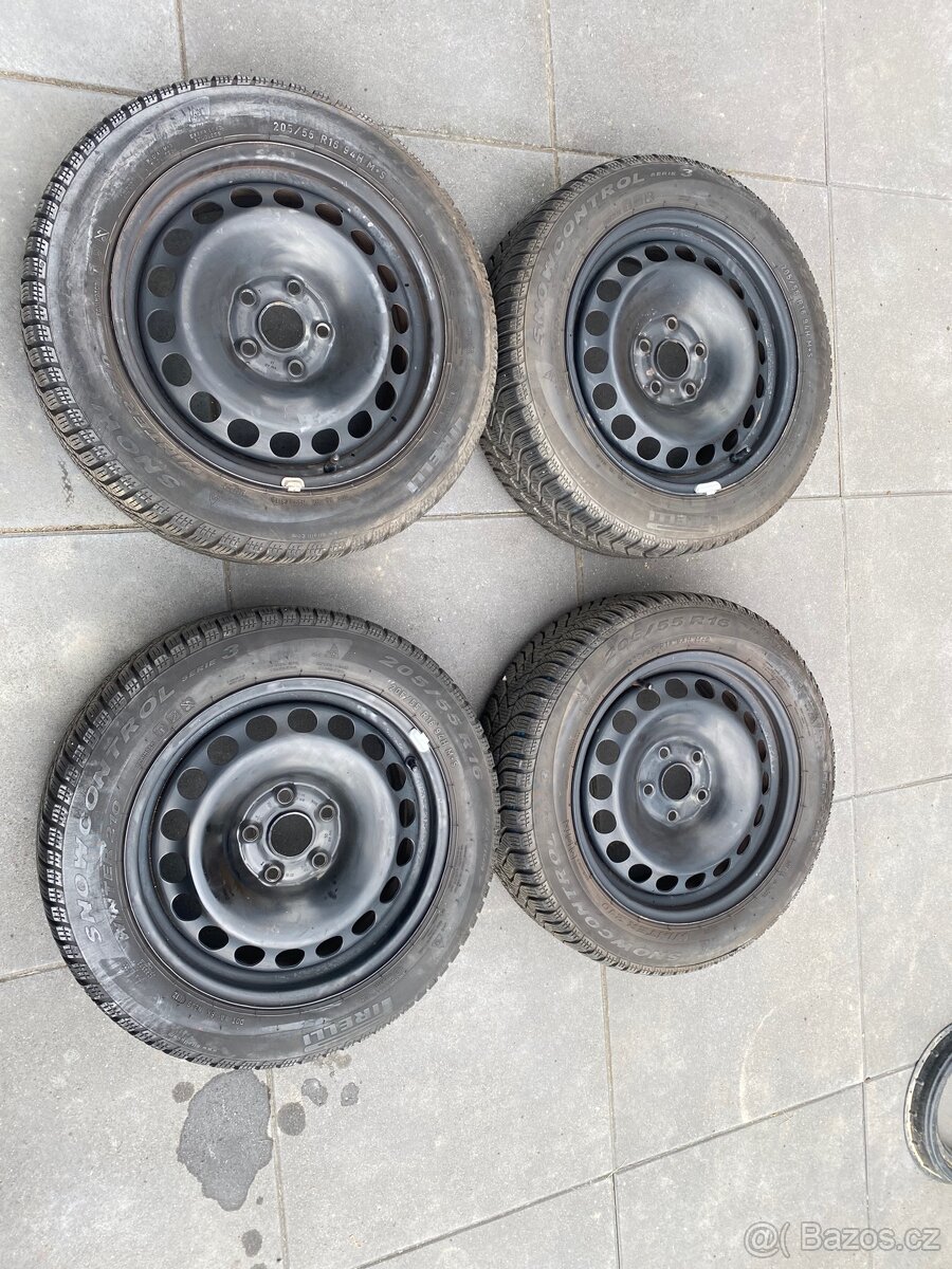 Zimní kola Pirelli 205/55 R16