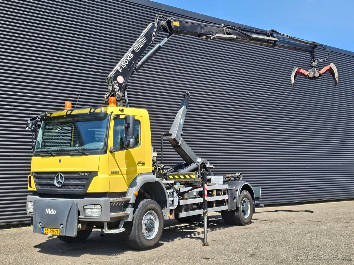 Mercedes-Benz Axor 1823 4x4 / Fassi ruka + hák