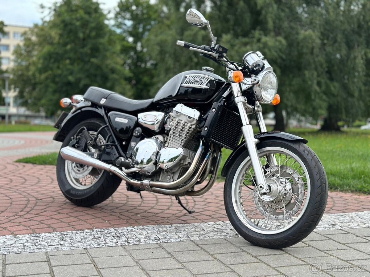 Triumph Thundebird