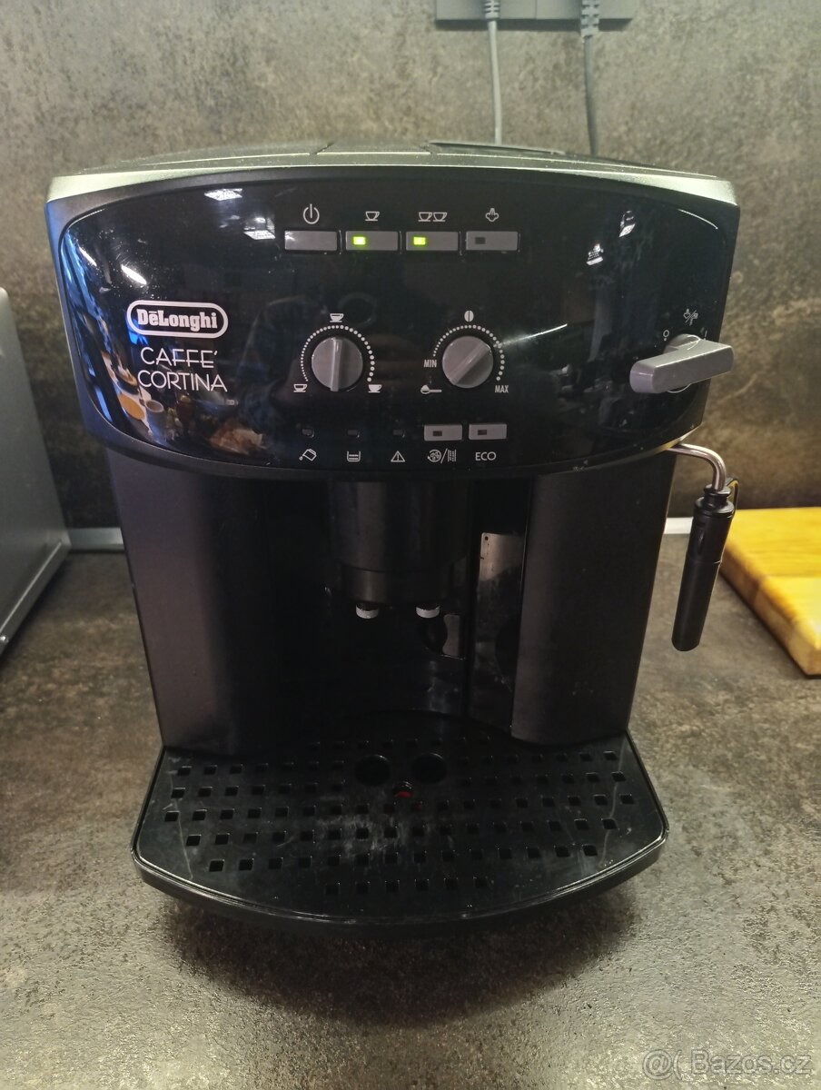 Kávovar delonghi