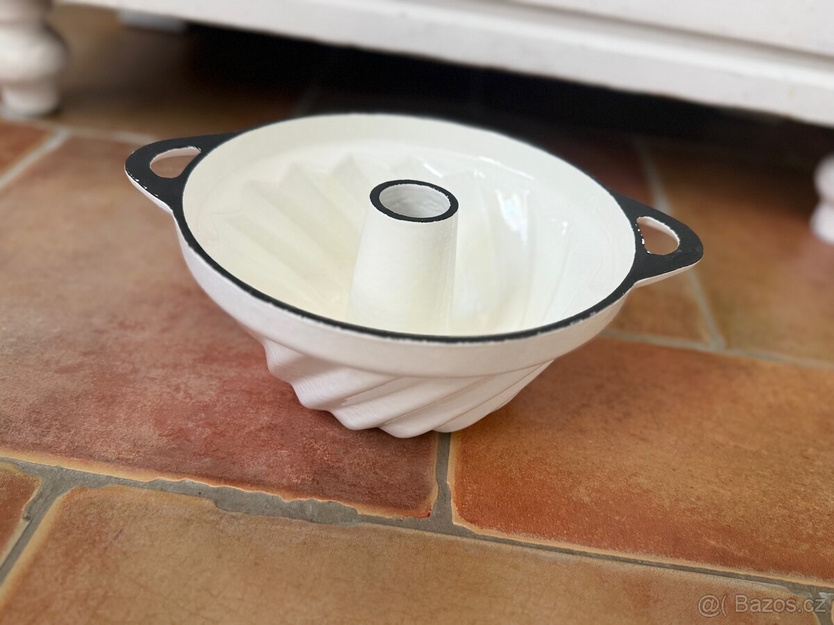 litinová pečicí forma