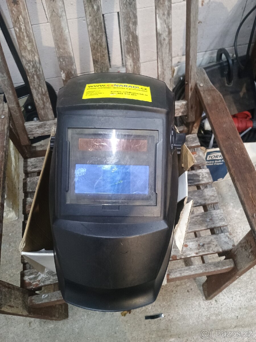 Svářecí kukla Kowax