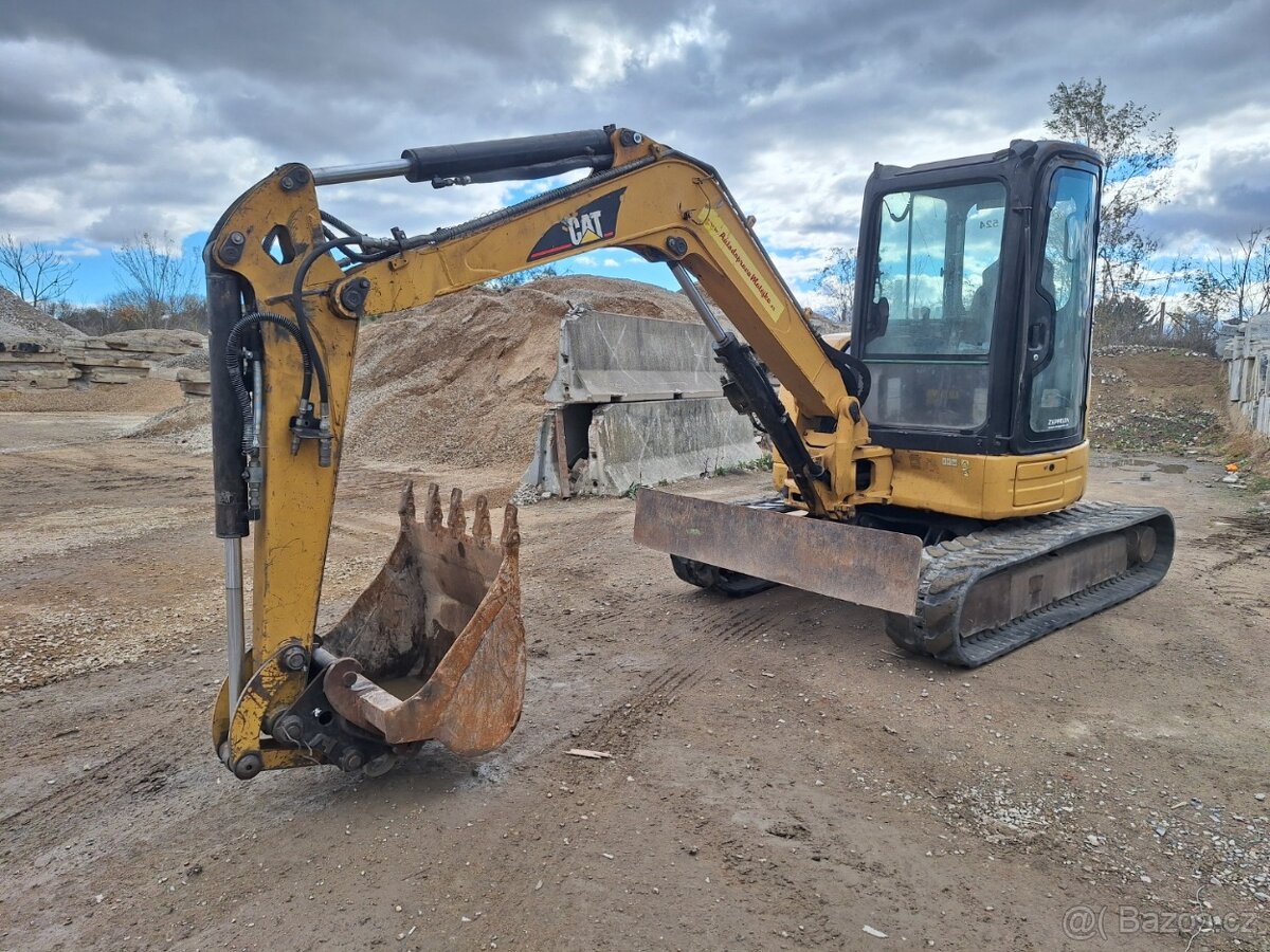CATERPILLAR 305 C