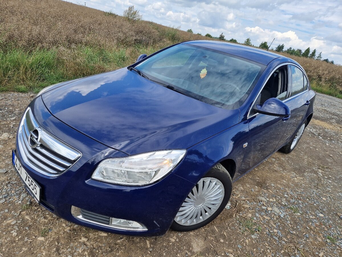 Opel Insignia 2.0 cdti 160 hp - nové ČR - serviska -