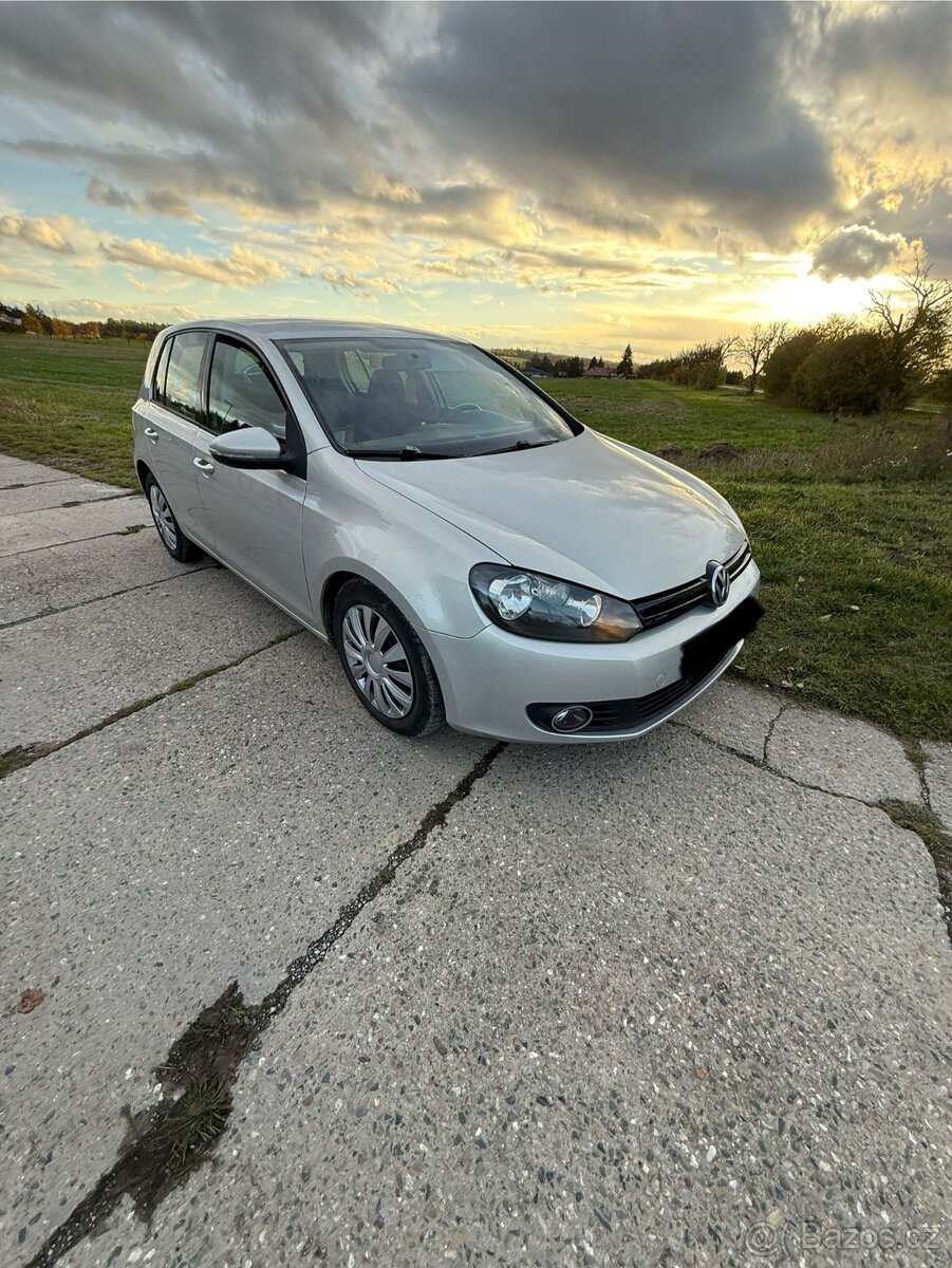 Prodám Volkswagen Golf 1.4tsi 90kw