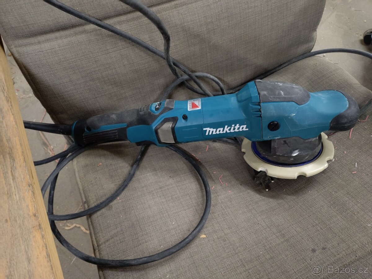 Profi leštička Makita PO6000C