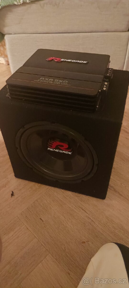 Subwoofer Do Auta Renegade RBK550XL