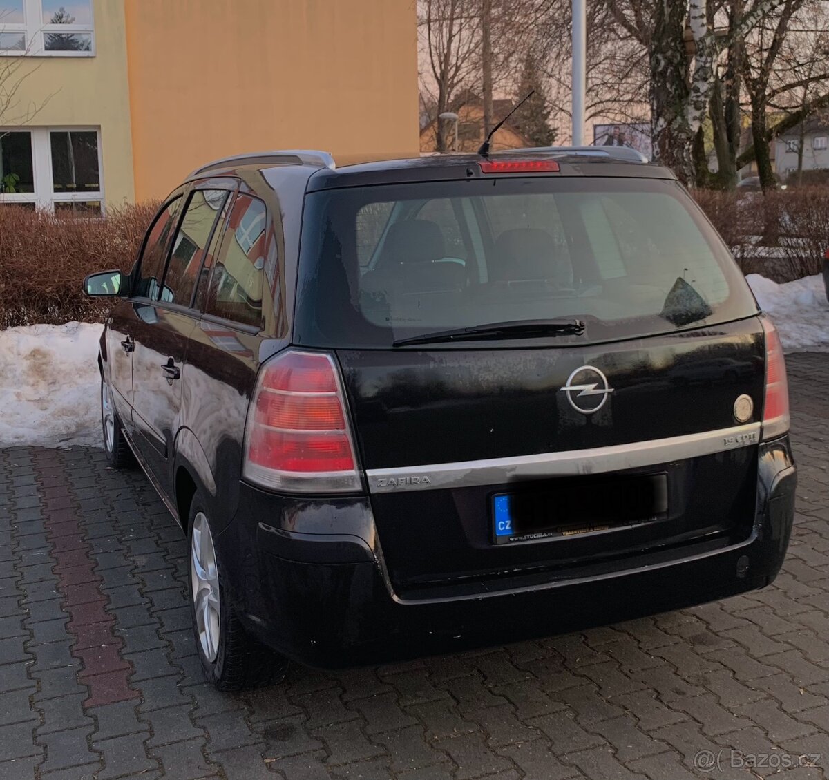 Opel Zafira 7místné