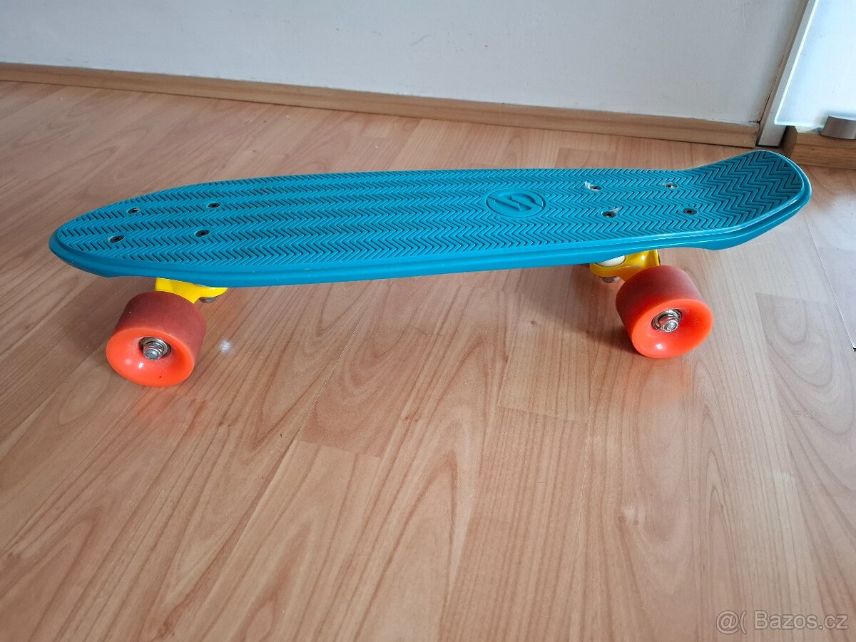 Skateboard OXELO Yamba 100 Blue