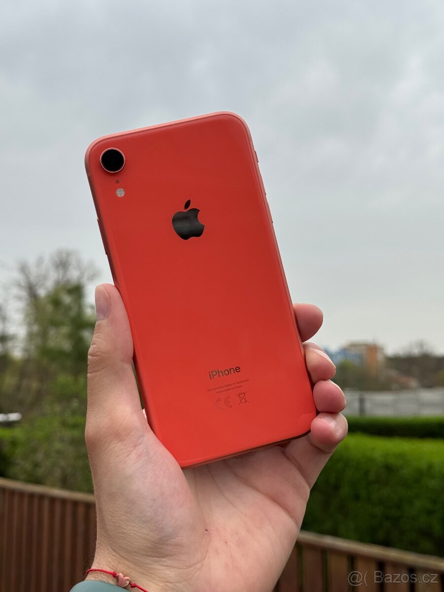 iPhone Xr, 128GB, korálové barvy