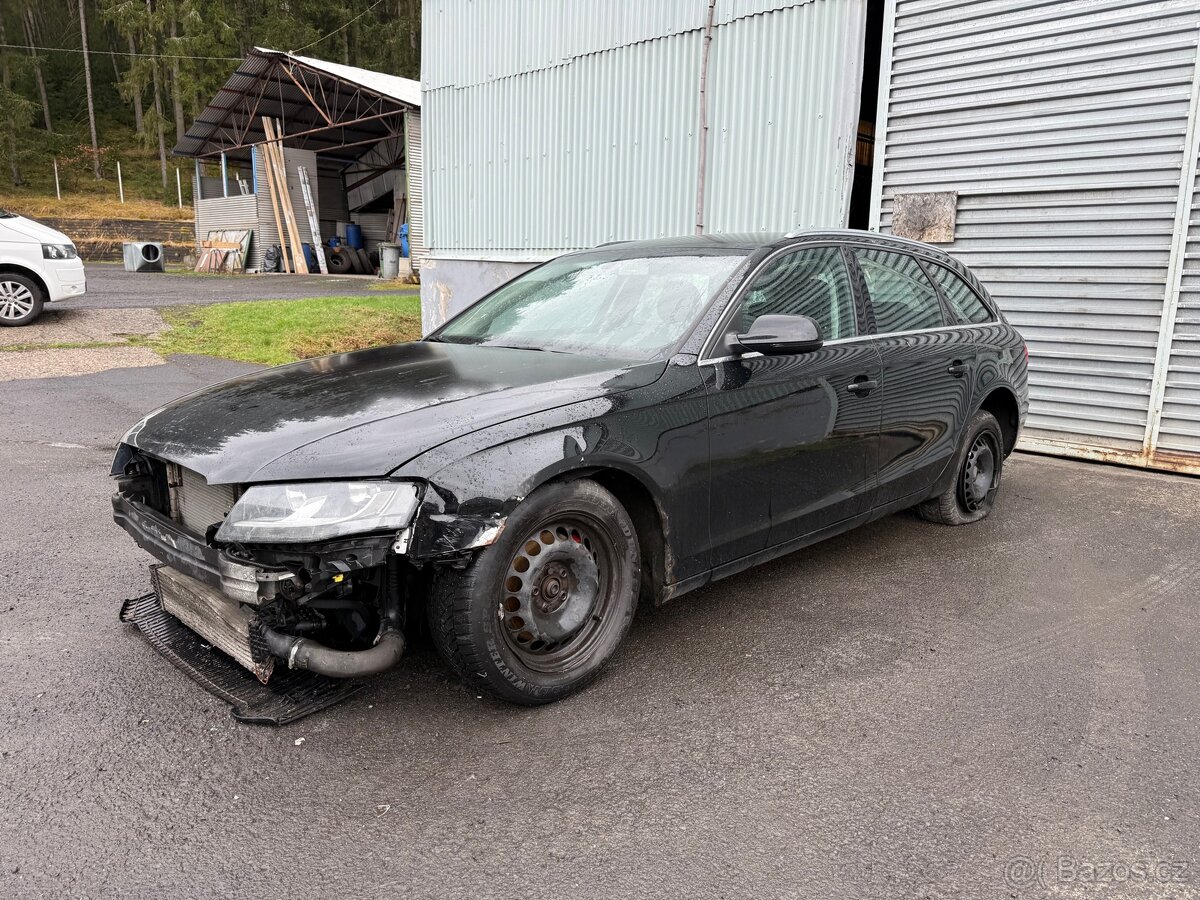AUDI A4 B8 AVANT 2.0 TDI 2010