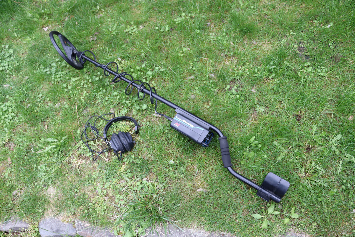 Detektor kovů MINELAB Musketeer Advantage