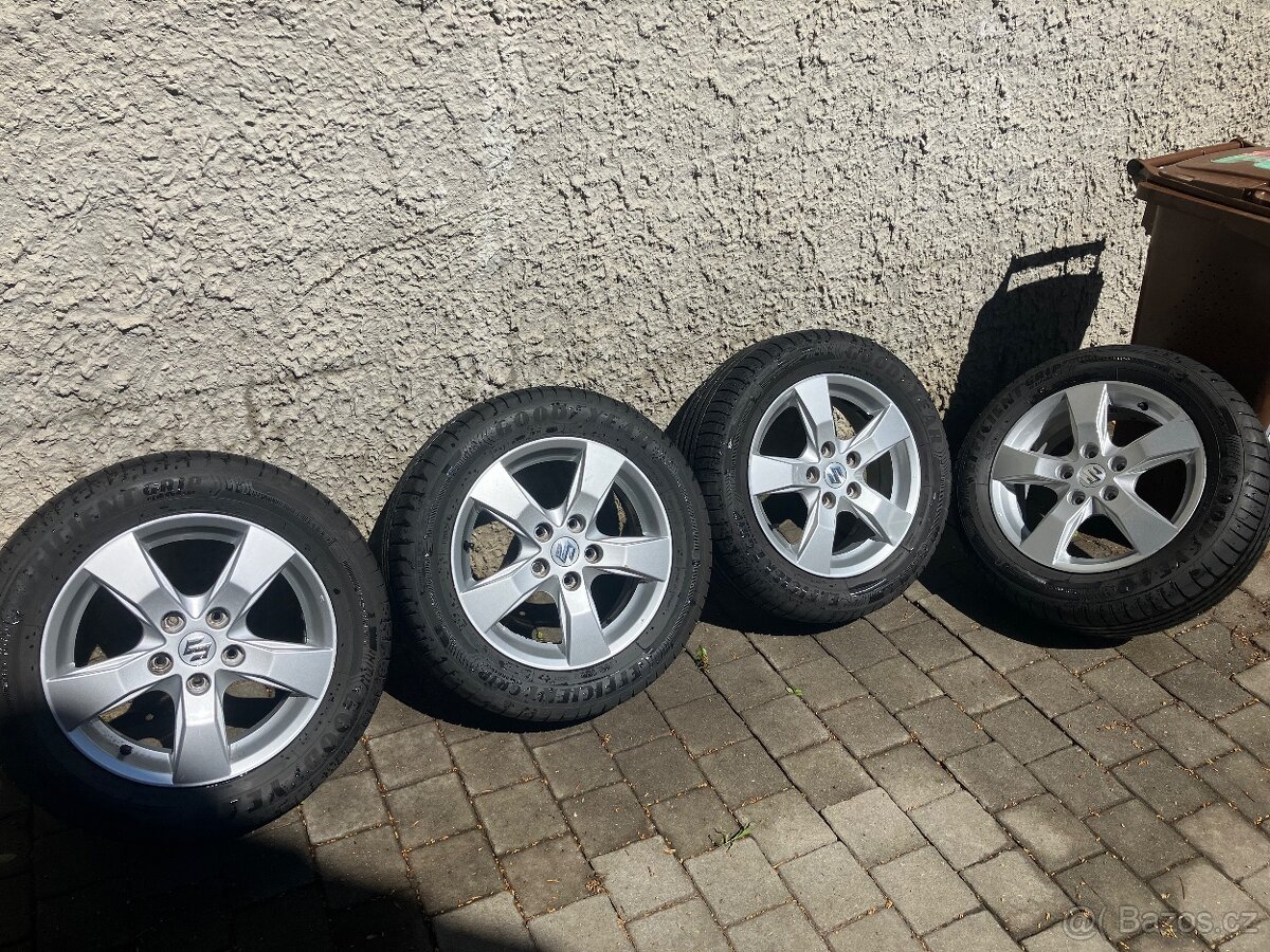 Suzuki originál ALU i s pneu GOOD YEAR