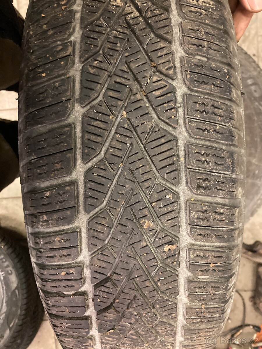 195/65r15 zimní pneu