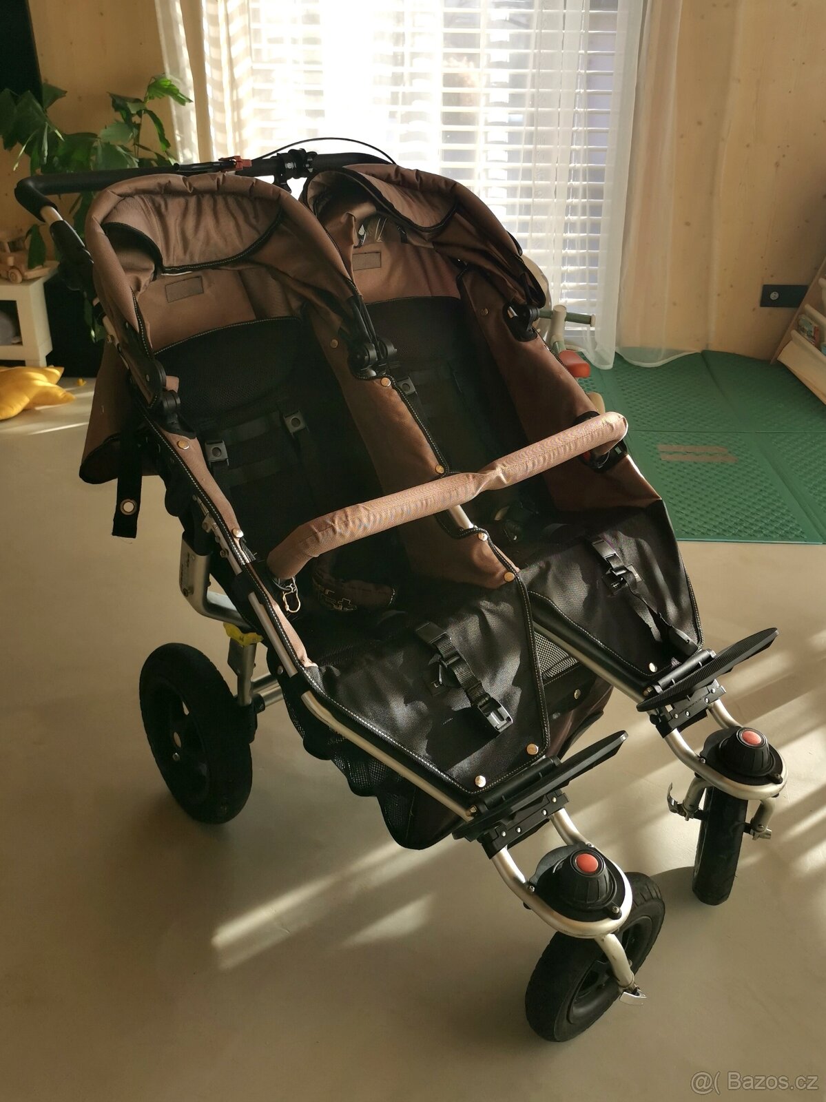 Kočárek Tfk Twinner Twist Duo pro dvojčata/sourozence
