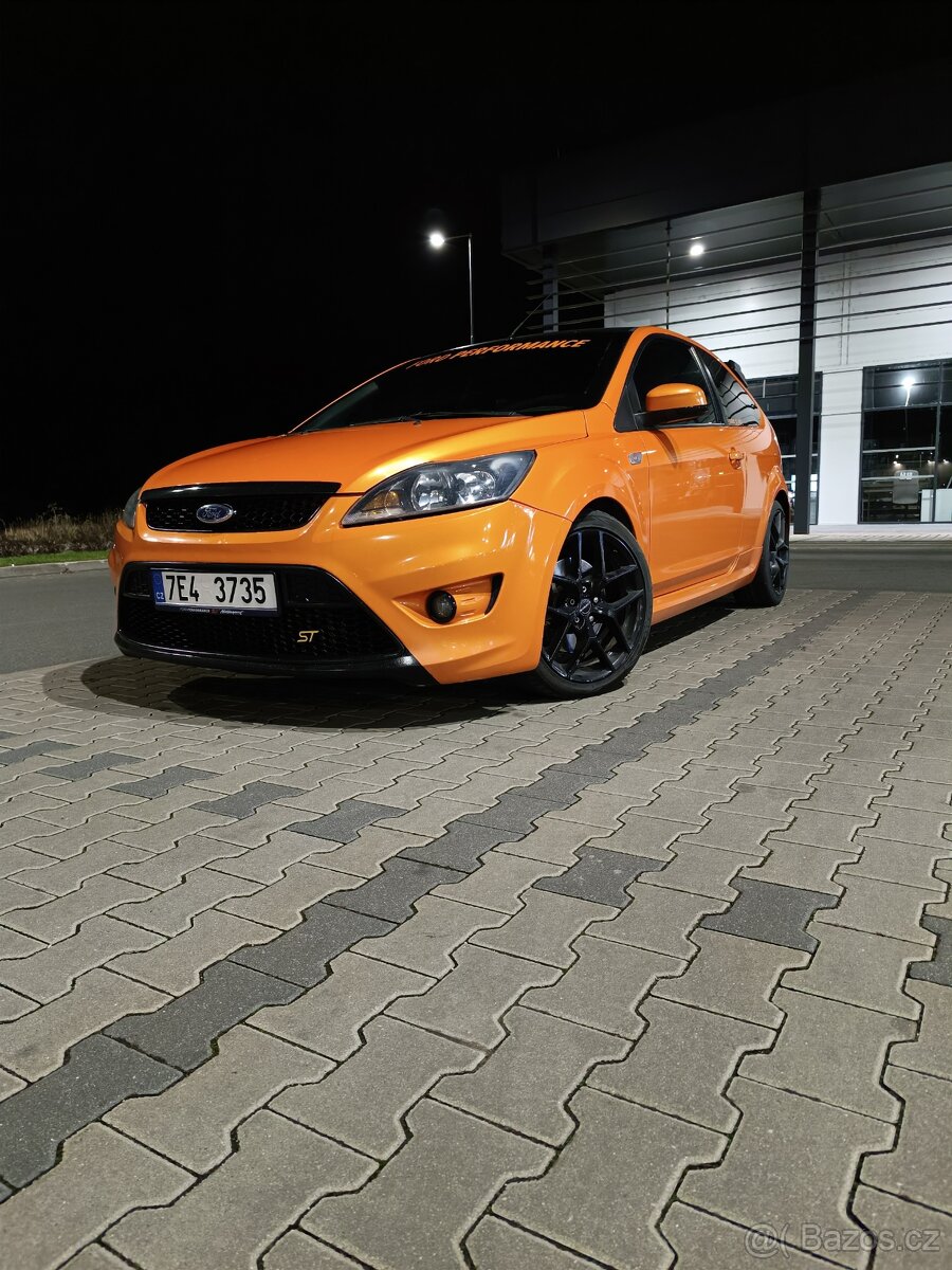 Ford Focus ST225