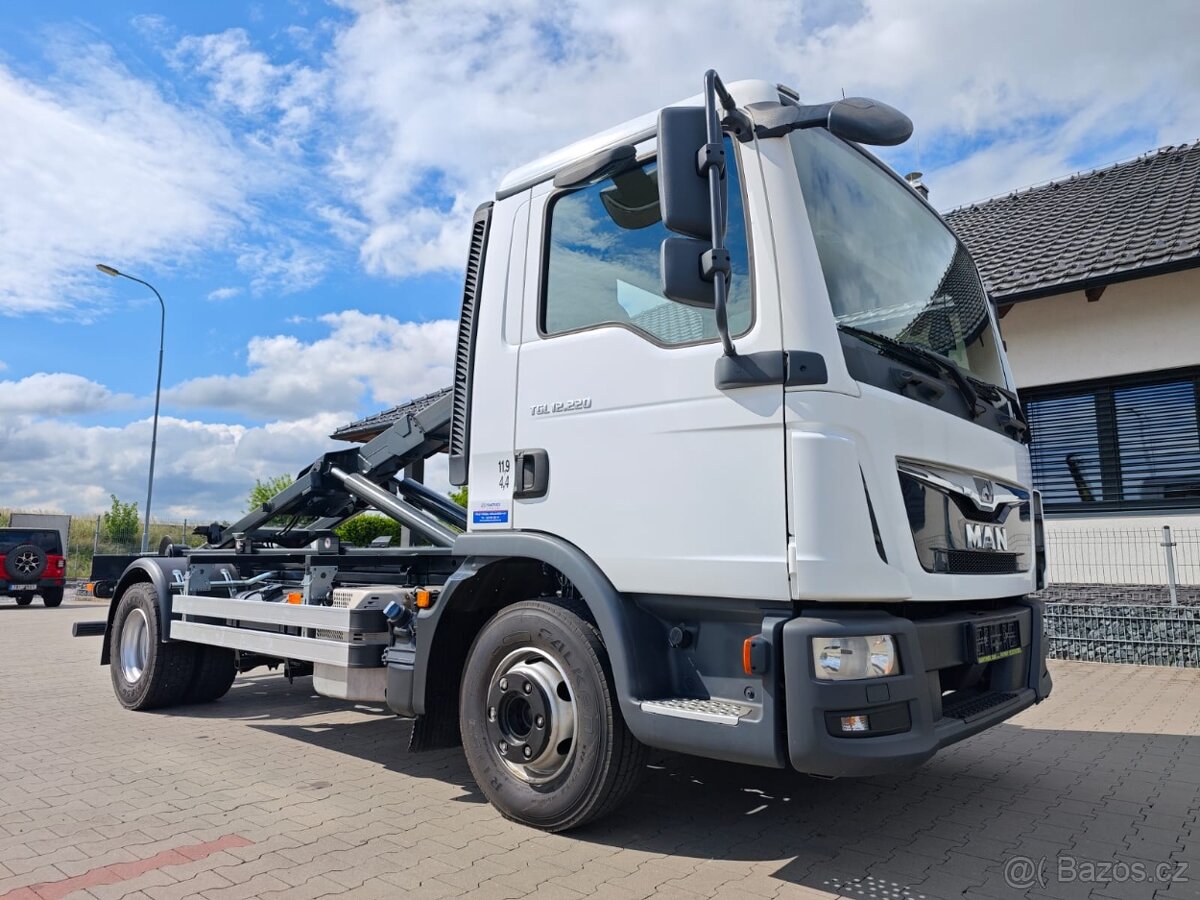 MAN TGL 12.220, NOVÝ 8t hákový nosič kontejnerů CSAO