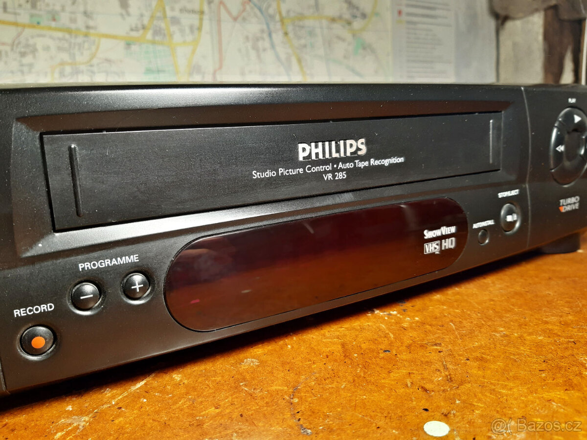 Funkční videorekordér Philips VR285, top stav