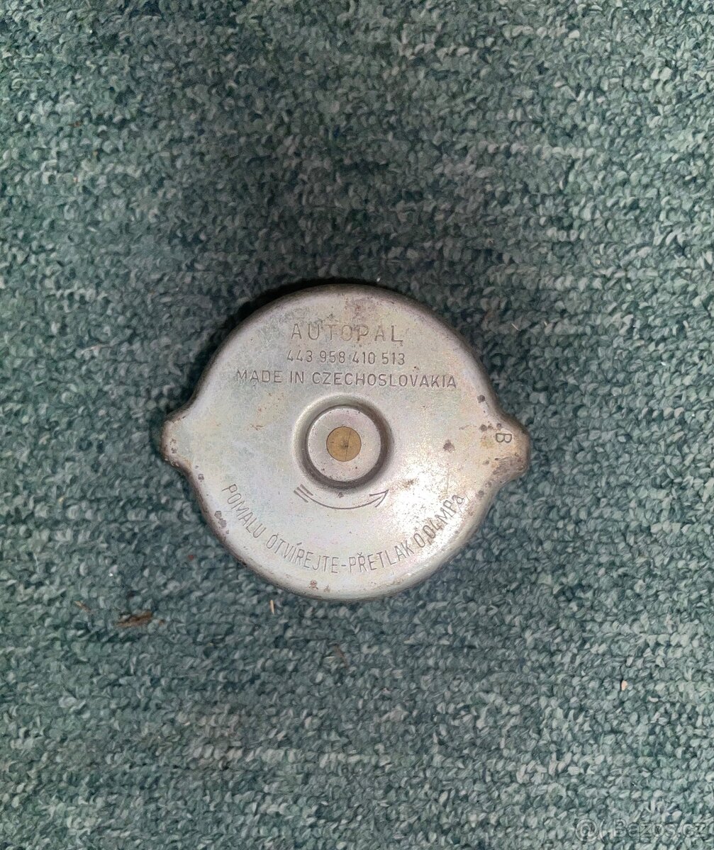 Škoda 1000MB/100/110/120 - víčko chladiče, těsnění pod hlavu