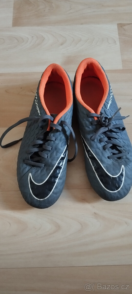 Kopačky NIKE vel. 38