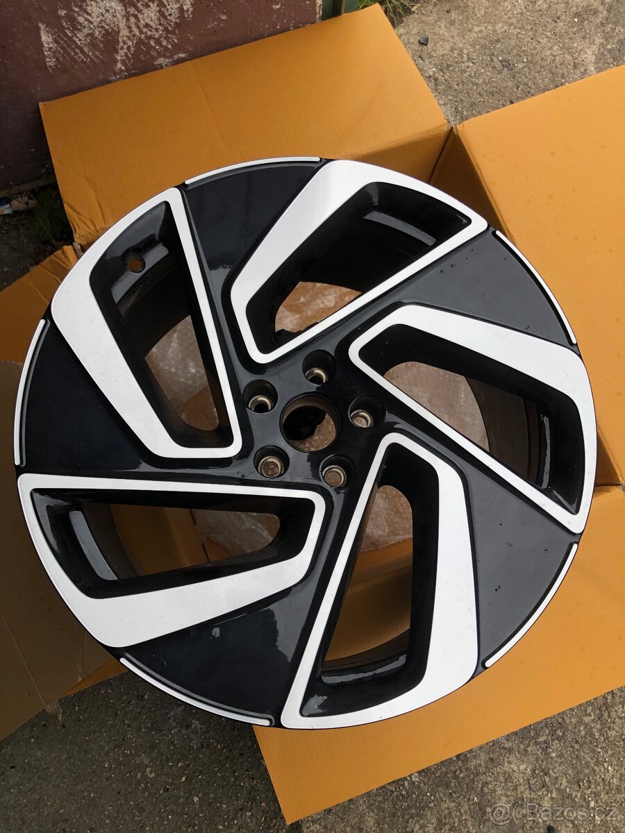 Originál VW Montreal 5x112 R20