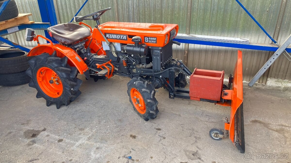malotraktor KUBOTA 4x4; radlice, pěkný stav, odpočet DPH