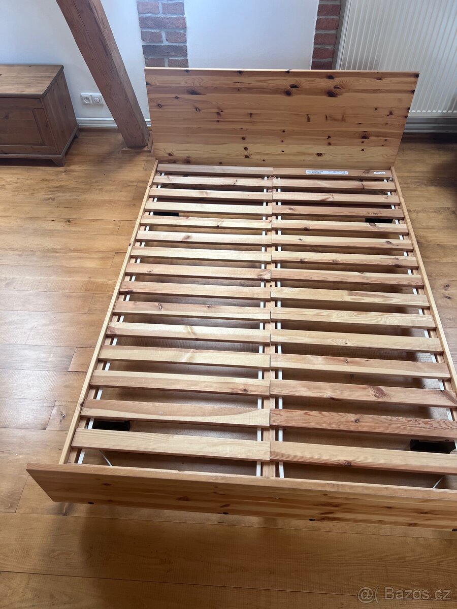 Postel 140x200 borovice