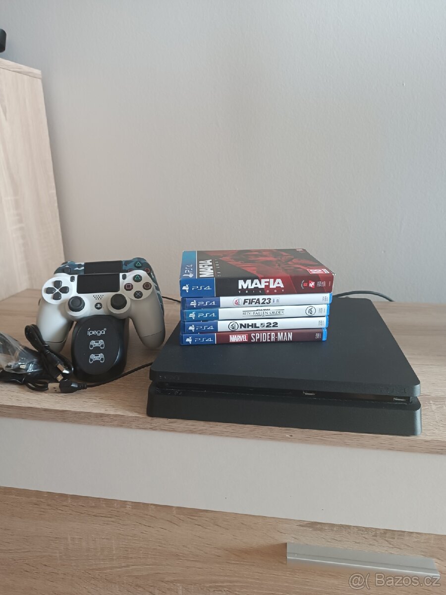 PlayStation 4+ hry