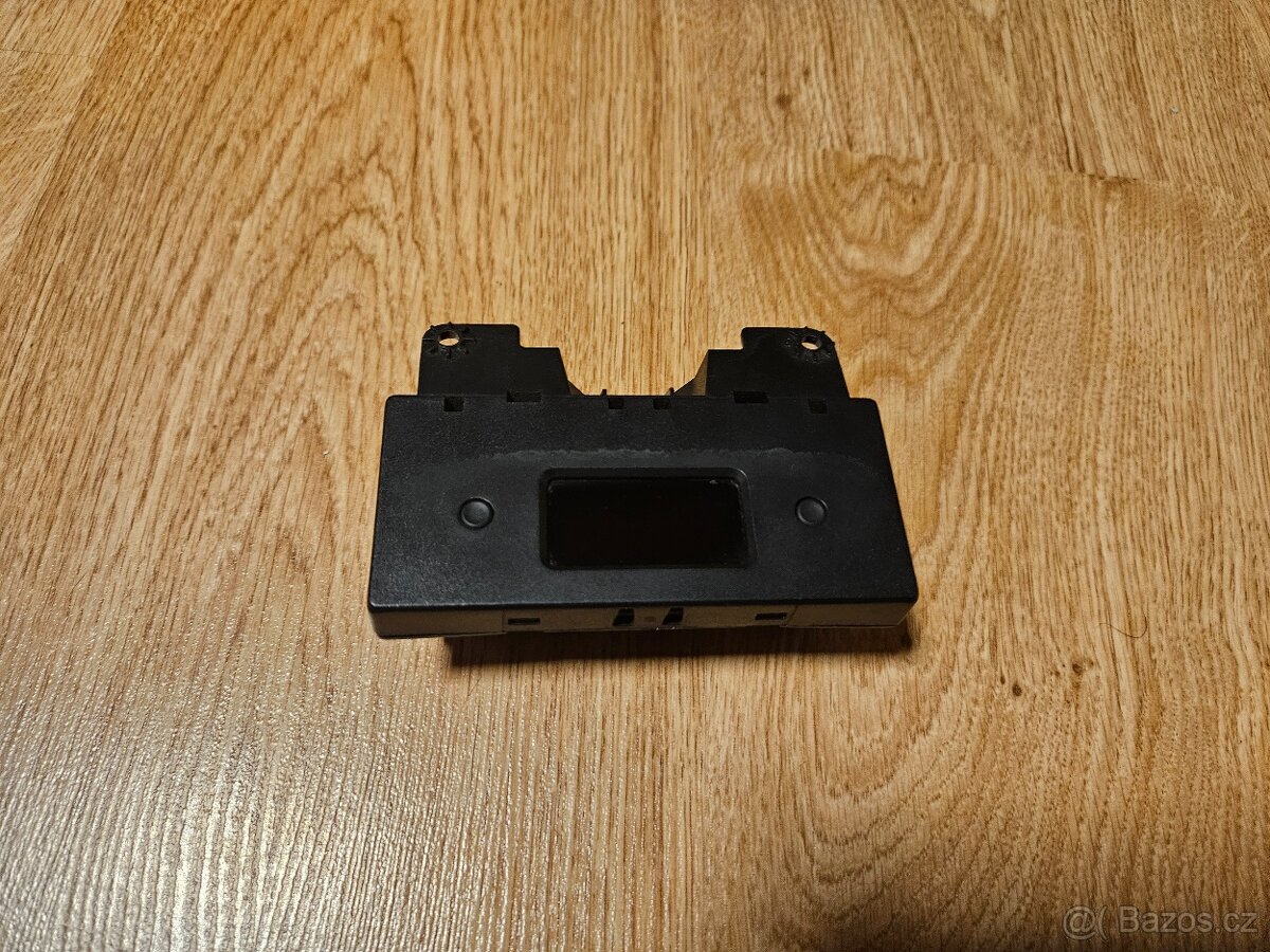 Palubní hodiny Peugeot 206