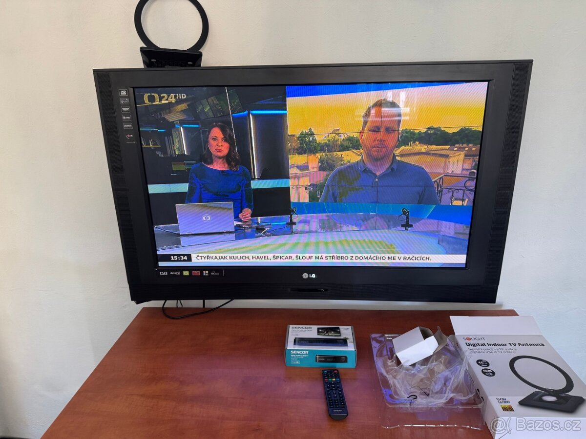 Televize LG 42PC35 (včetně antény a set-top boxu)