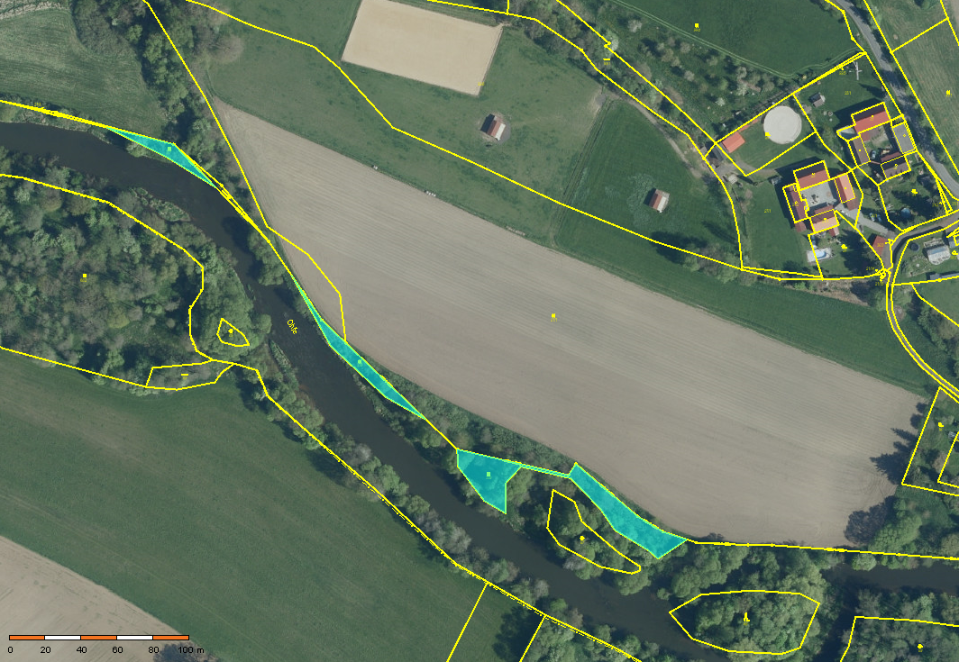 Prodej louky na břehu řeky Ohře