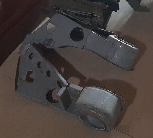 Nosník, podběhu Škoda 105, 120, 130, Rapid