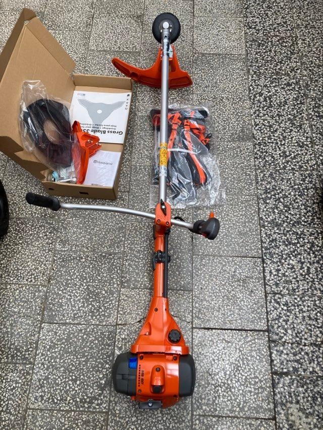 Křovinořez Husqvarna 555 RXT