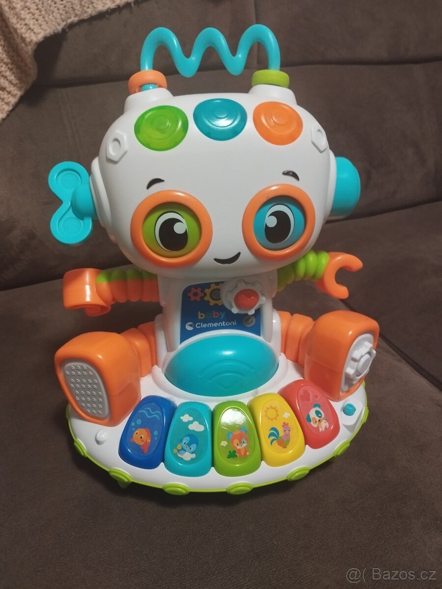 Prodám dětský robot Clemetoni