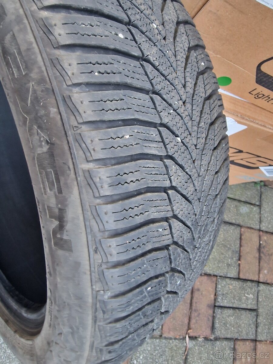 4 ks , zimni gumy NEXEN , 225/50 R18
