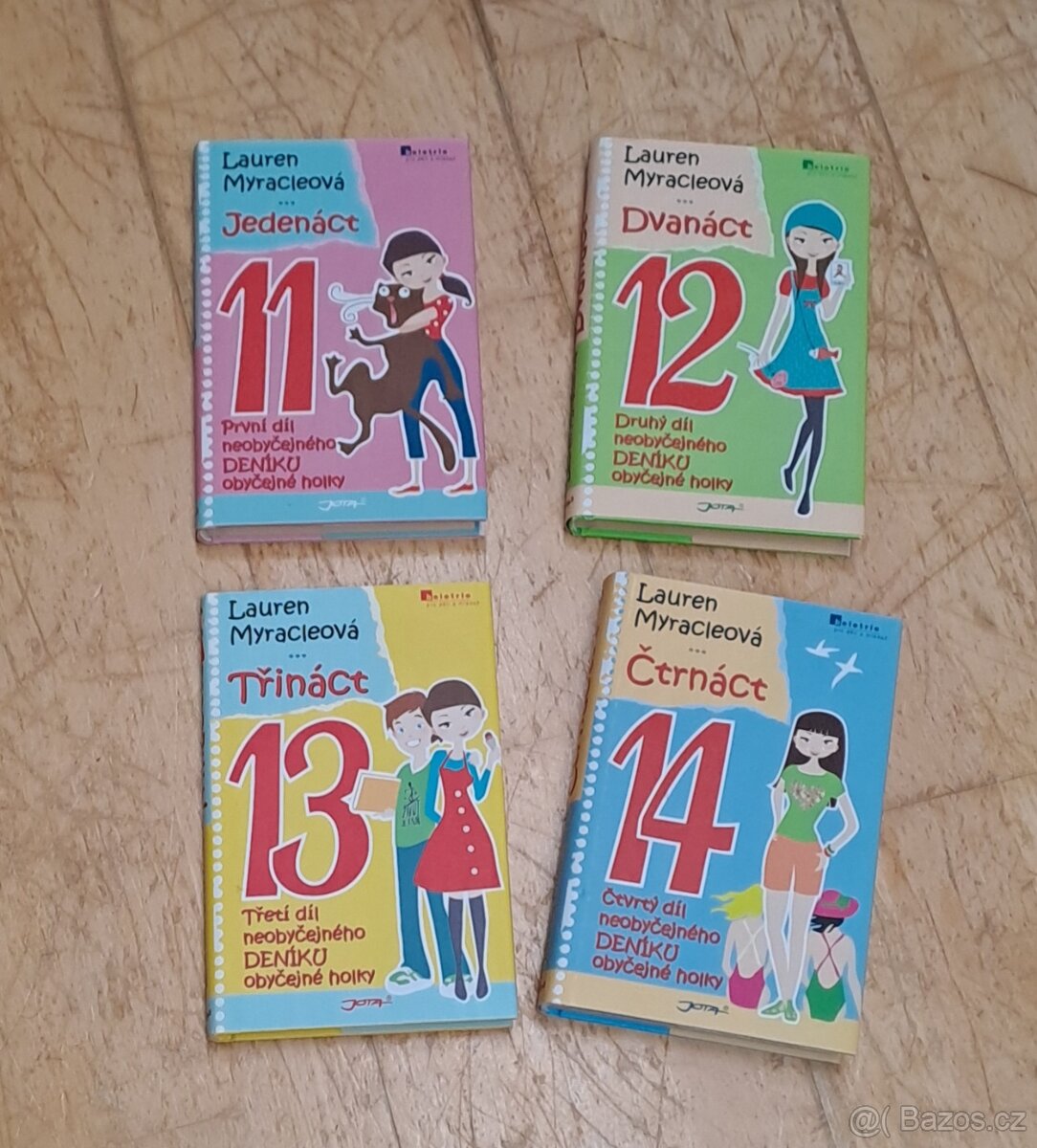 Lauren Myracleová - neobyčejné deníky obyčejné holky