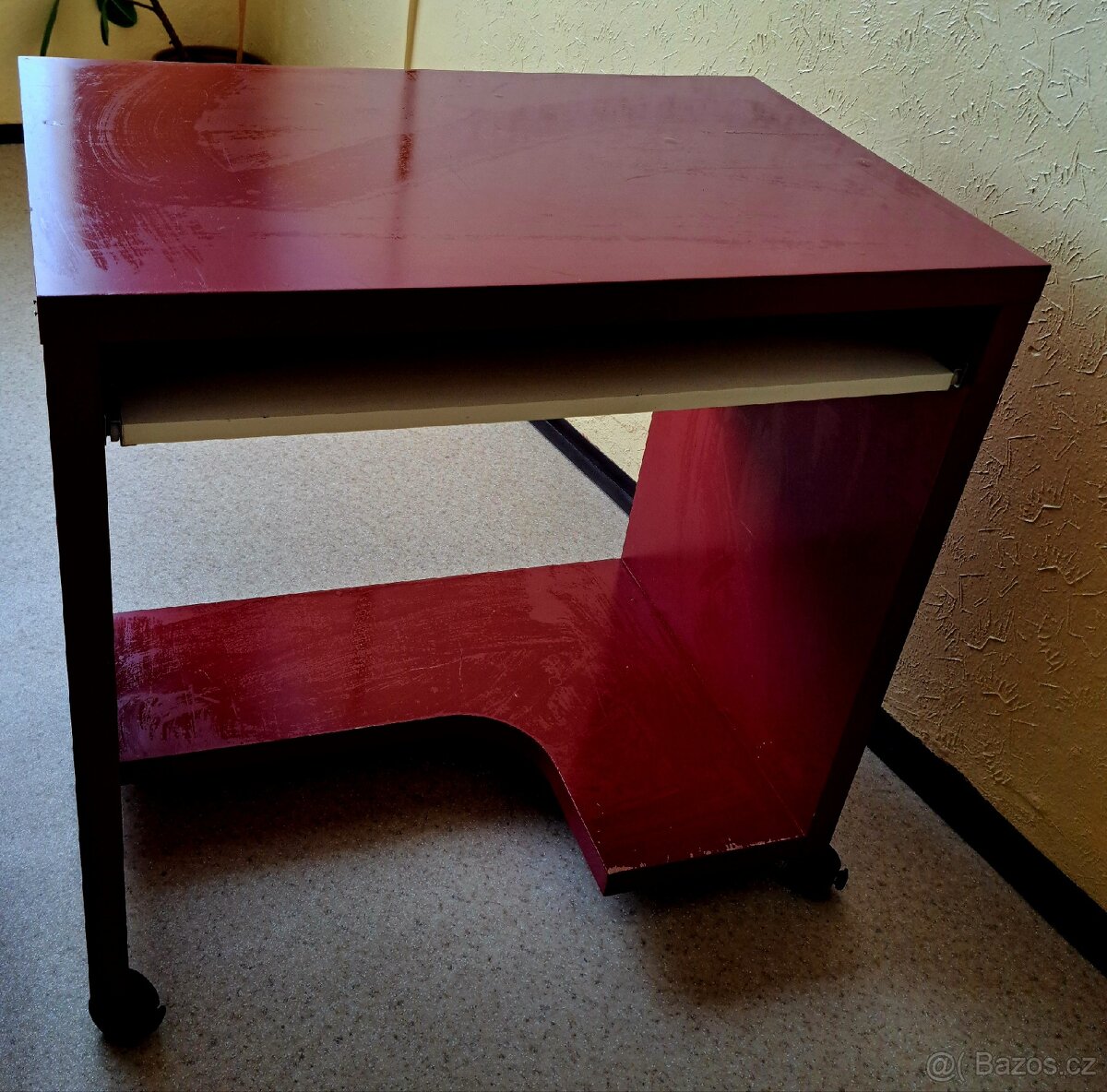 Psací stůl IKEA Malm